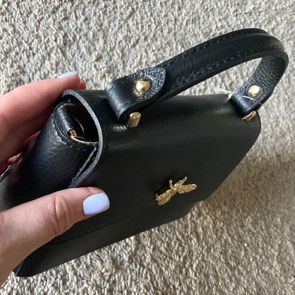 Persaman Women's Shoulder Handbag - Picture 5 of 9